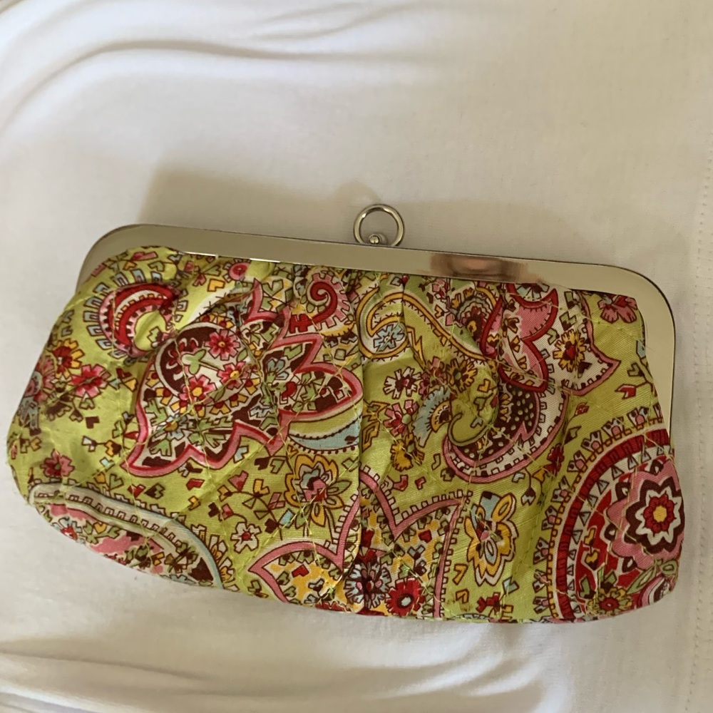 Like New Vera Bradley Clutch